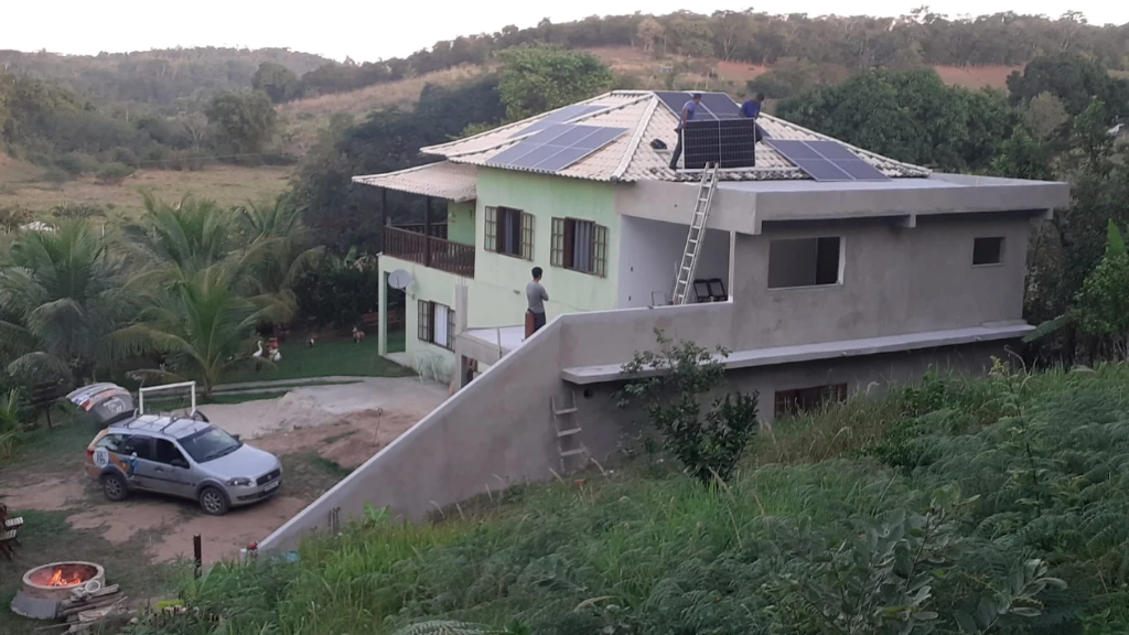 Sistema solar em propriedade rural